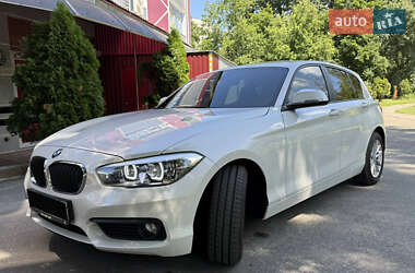 Хетчбек BMW 1 Series 2018 в 