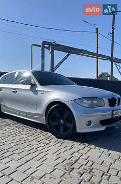 Хэтчбек BMW 1 Series 2005 в Мукачево