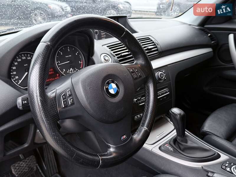 Хэтчбек BMW 1 Series 2011 в Харькове