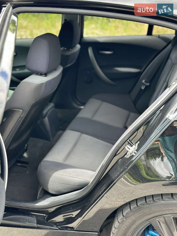 Хетчбек BMW 1 Series 2005 в Києві