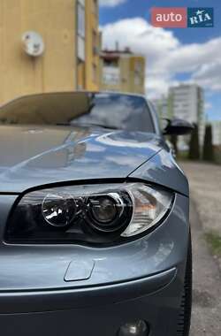 Хетчбек BMW 1 Series 2006 в 