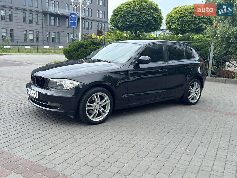 BMW 1 Series 2011