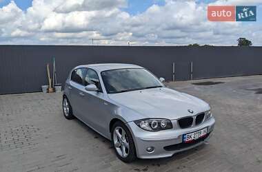 Хэтчбек BMW 1 Series 2005 в Ровно