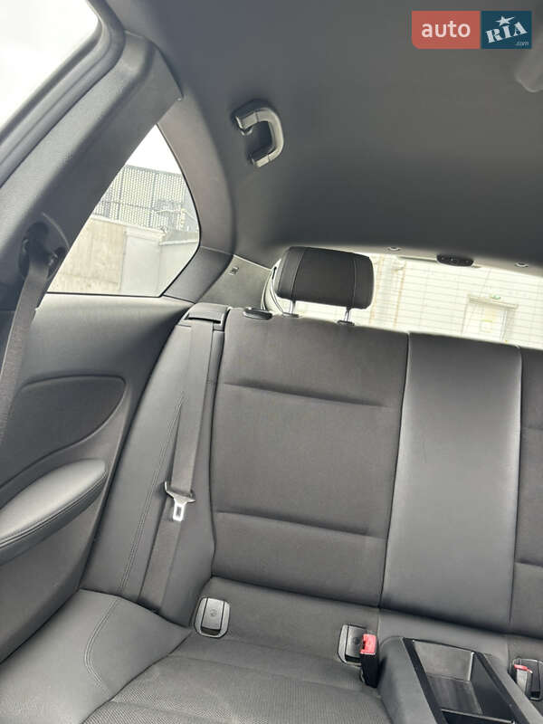 Хэтчбек BMW 1 Series 2008 в Киеве