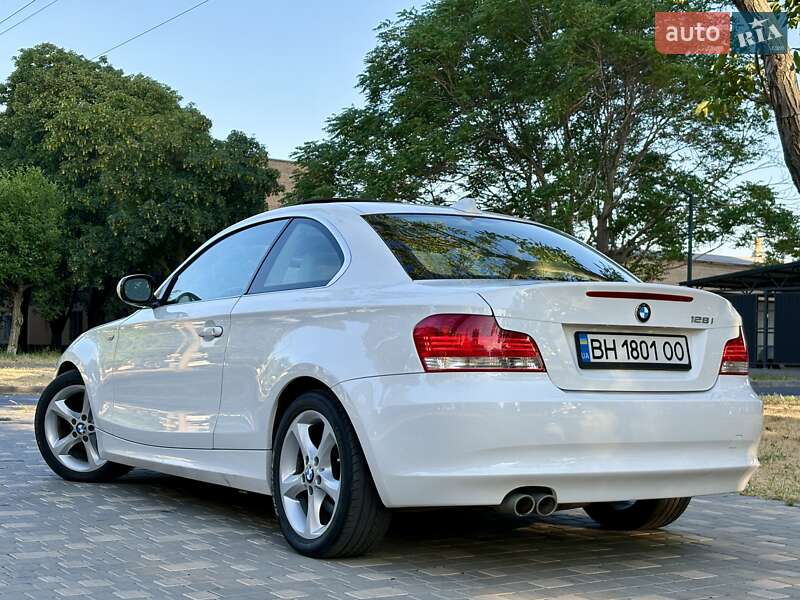 Купе BMW 1 Series 2011 в Одесі