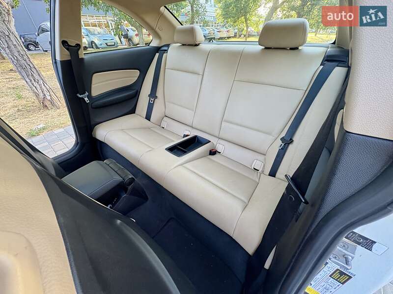 Купе BMW 1 Series 2011 в Одесі