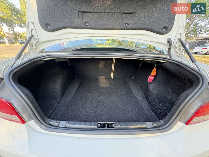 Купе BMW 1 Series 2011 в Одесі