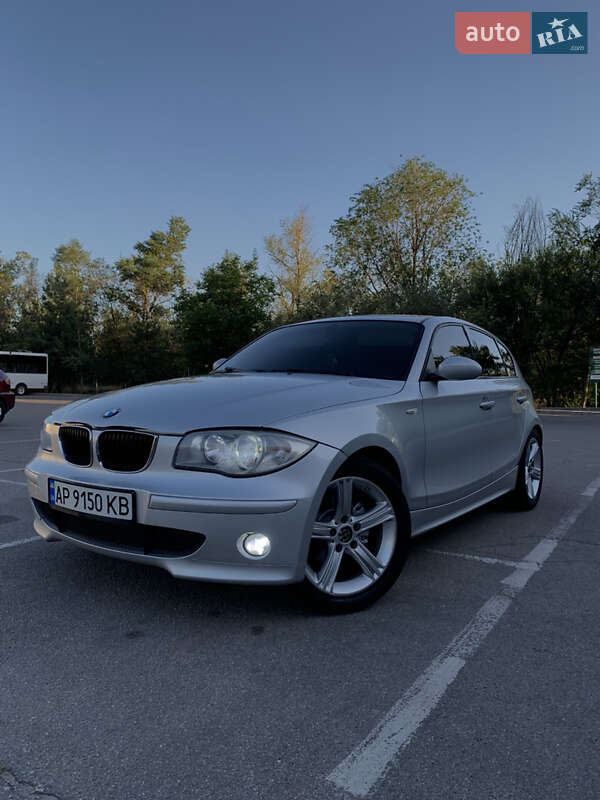 BMW 1 Series 2005