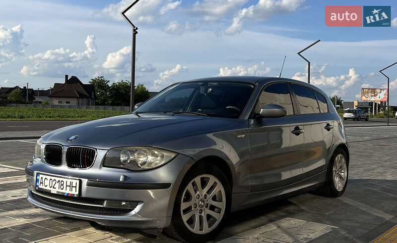 Хэтчбек BMW 1 Series 2007 в 