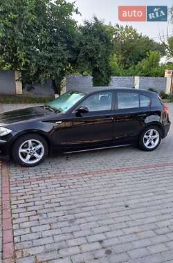 Хетчбек BMW 1 Series 2005 в Чернівцях