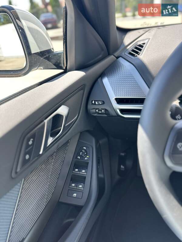 Хэтчбек BMW 1 Series 2024 в Полтаве