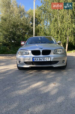 Хэтчбек BMW 1 Series 2005 в 