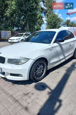 Купе BMW 1 Series 2008 в 