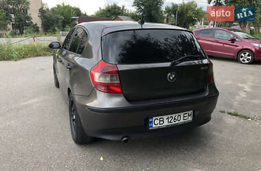 Хэтчбек BMW 1 Series 2006 в 