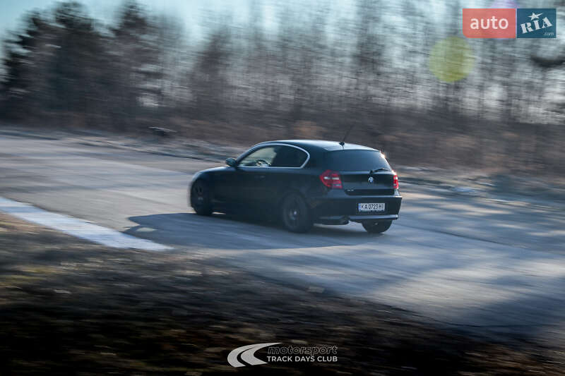 Хэтчбек BMW 1 Series 2008 в Киеве фото 12 Хэтчбек BMW 1 Series 2008 в Киеве
