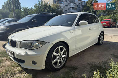 Хэтчбек BMW 1 Series 2007 в Черкассах