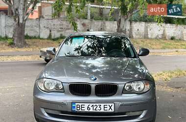 Хэтчбек BMW 1 Series 2010 в Николаеве