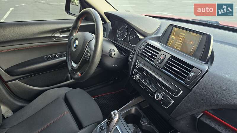 Хетчбек BMW 1 Series 2011 в Дніпрі