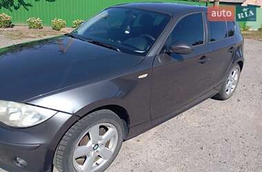 Хэтчбек BMW 1 Series 2005 в 