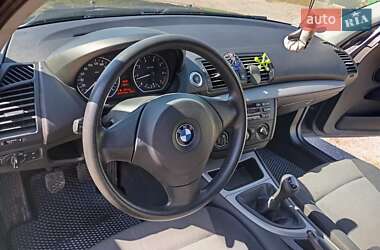 Хэтчбек BMW 1 Series 2005 в 