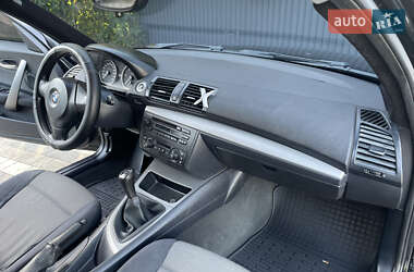 Хетчбек BMW 1 Series 2005 в 