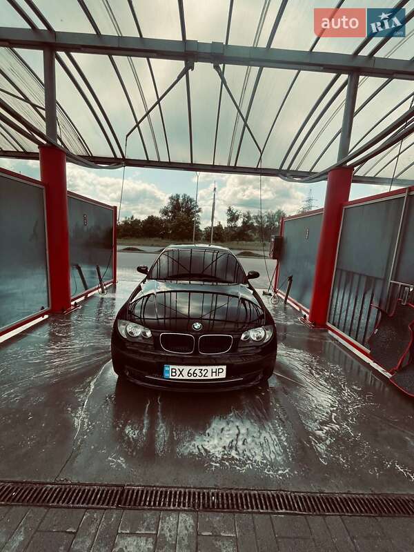 Хэтчбек BMW 1 Series 2007 в Хмельницком фото 11 Хэтчбек BMW 1 Series 2007 в Хмельницком