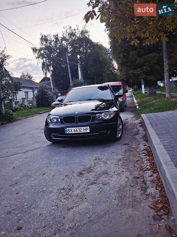 Хэтчбек BMW 1 Series 2007 в Хмельницком фото 12 Хэтчбек BMW 1 Series 2007 в Хмельницком