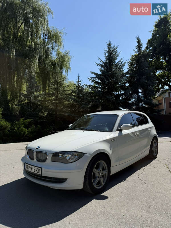 Хетчбек BMW 1 Series 2009 в Немирові