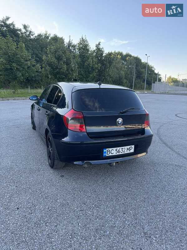 Хэтчбек BMW 1 Series 2006 в Львове