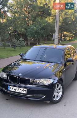 Хэтчбек BMW 1 Series 2007 в Харькове