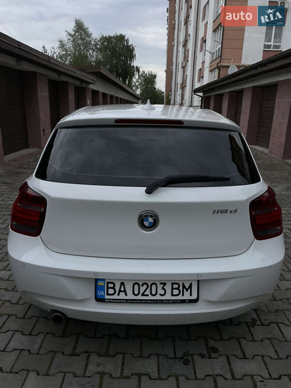 Хетчбек BMW 1 Series 2014 в Івано-Франківську