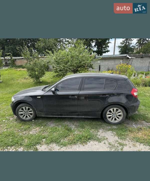Хетчбек BMW 1 Series 2005 в Знам'янці