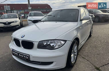 Хэтчбек BMW 1 Series 2008 в Киеве
