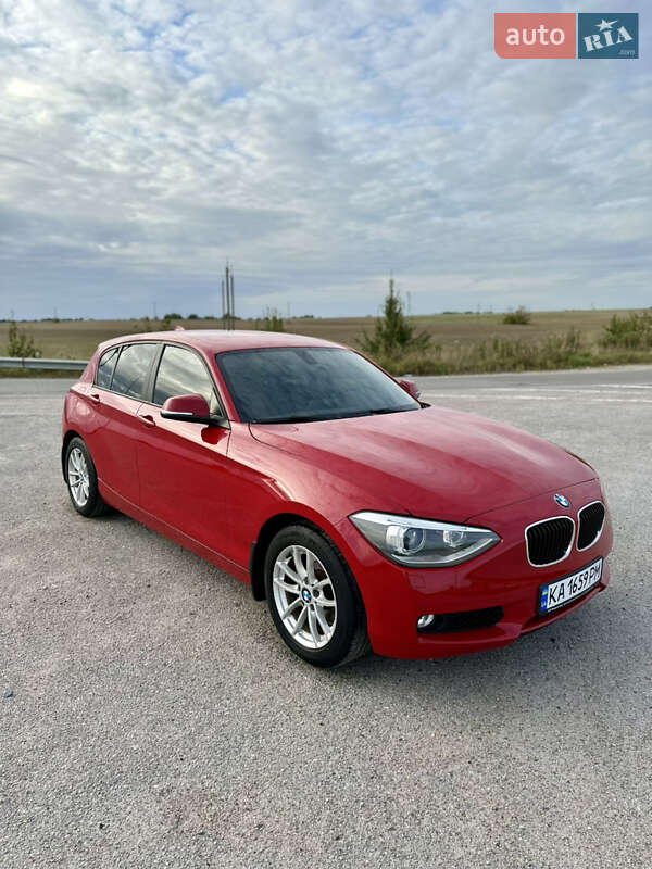Хэтчбек BMW 1 Series 2012 в Киеве