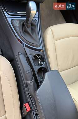 Кабриолет BMW 1 Series 2013 в 