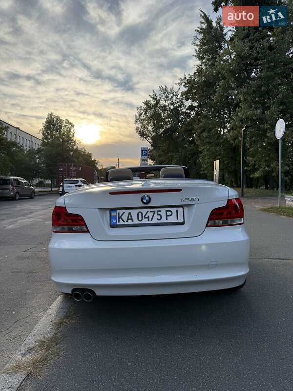 Кабриолет BMW 1 Series 2013 в Киеве фото 56 Кабриолет BMW 1 Series 2013 в Киеве