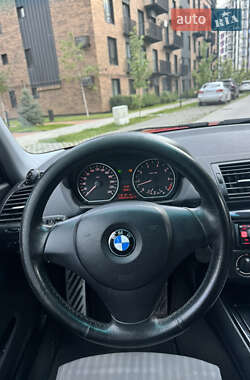 Хэтчбек BMW 1 Series 2005 в 
