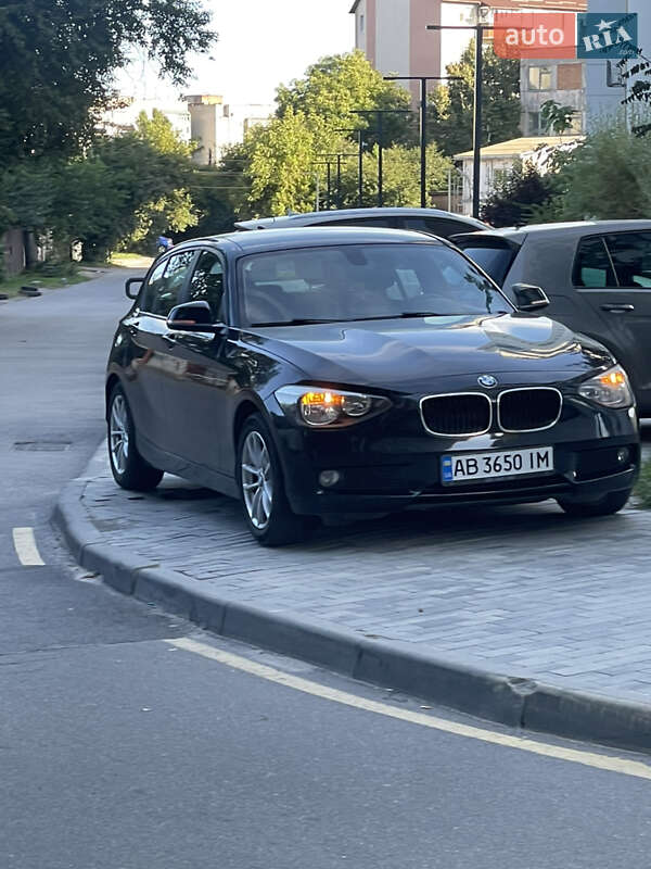 Хетчбек BMW 1 Series 2014 в Хмільнику