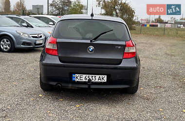 Хэтчбек BMW 1 Series 2005 в 