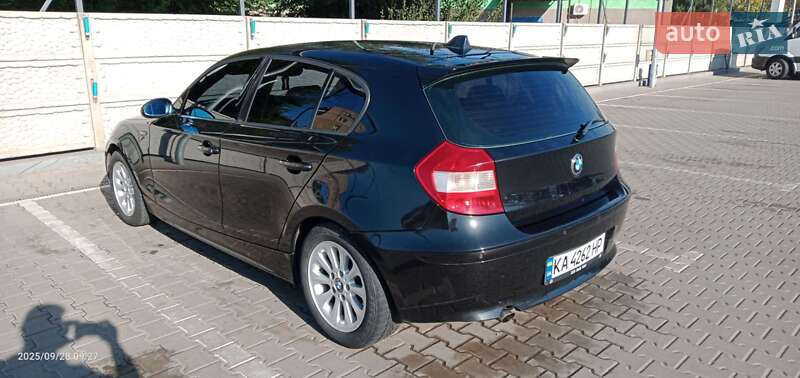 Хэтчбек BMW 1 Series 2005 в Кривом Роге