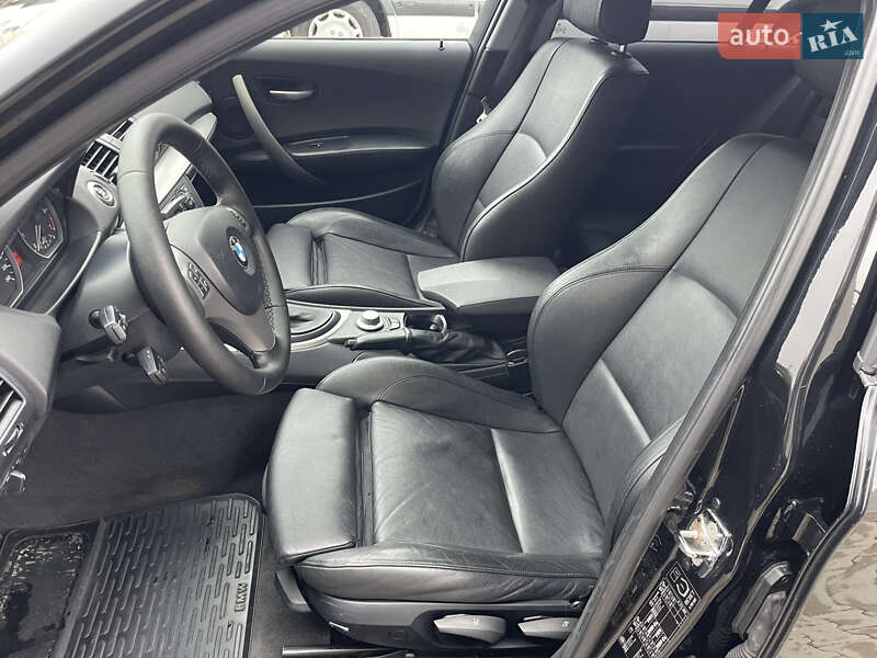 Хэтчбек BMW 1 Series 2006 в Киеве