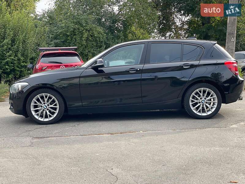 Хэтчбек BMW 1 Series 2012 в Киеве