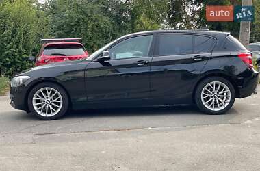 Хэтчбек BMW 1 Series 2012 в 