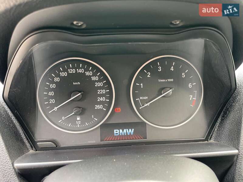 Хэтчбек BMW 1 Series 2012 в Киеве