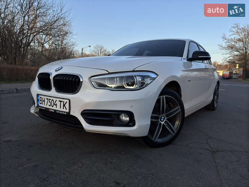 Хетчбек BMW 1 Series 2016 в Одесі