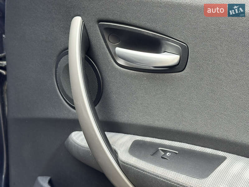 Хетчбек BMW 1 Series 2006 в Рівному фото 36 Хетчбек BMW 1 Series 2006 в Рівному