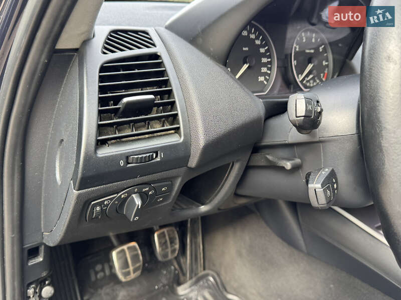 Хетчбек BMW 1 Series 2006 в Рівному фото 52 Хетчбек BMW 1 Series 2006 в Рівному