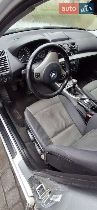 Хэтчбек BMW 1 Series 2006 в Львове