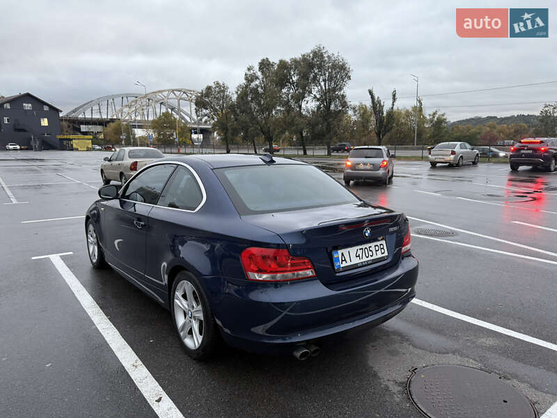 Купе BMW 1 Series 2011 в Киеве фото 5 Купе BMW 1 Series 2011 в Киеве