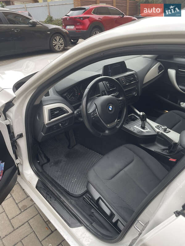 Хэтчбек BMW 1 Series 2013 в Киеве